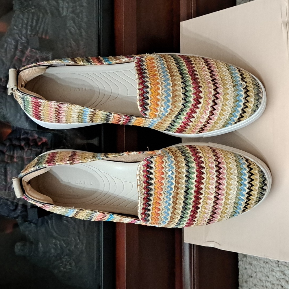 Kelly & Katie Slip On Shoes - Picture 2 of 7